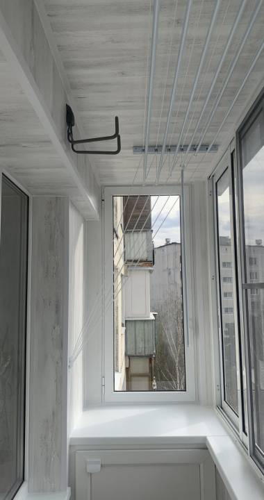 IMG 1184 scaled 380x720xc - Остекление балконов в Москве. Остекление лоджий. Низкие цены.