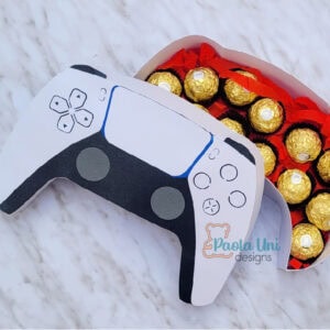 Caja en forma de control, 2.50 dolares Americanos