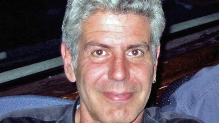 Anthony Bourdain, găsit mort în camera sa de hotel