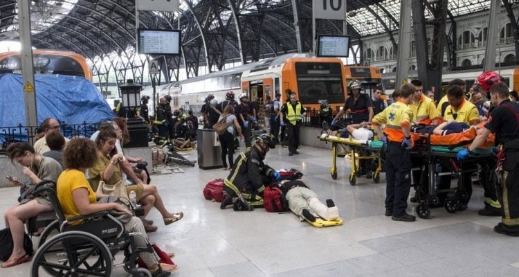 MAE: Doi români, implicați în accidentul feroviar de lângă Barcelona