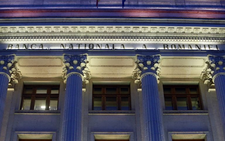 Creștere de peste 9 miliarde de euro a datoriei totale externe în primele opt luni din 2019 Creștere de peste 9 miliarde de euro a datoriei totale externe în primele opt luni din 2019