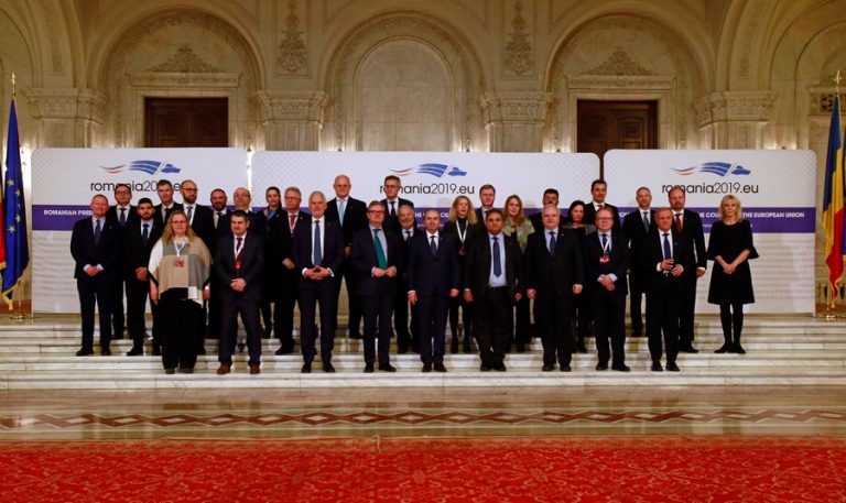 De ce sunt românii (tot mai) proeuropeni?