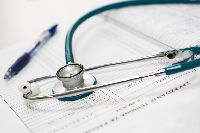 Studenții la Medicină declanșează greva japoneză față de organizarea examenului de rezidențiat Studenții la Medicină declanșează greva japoneză față de organizarea examenului de rezidențiat