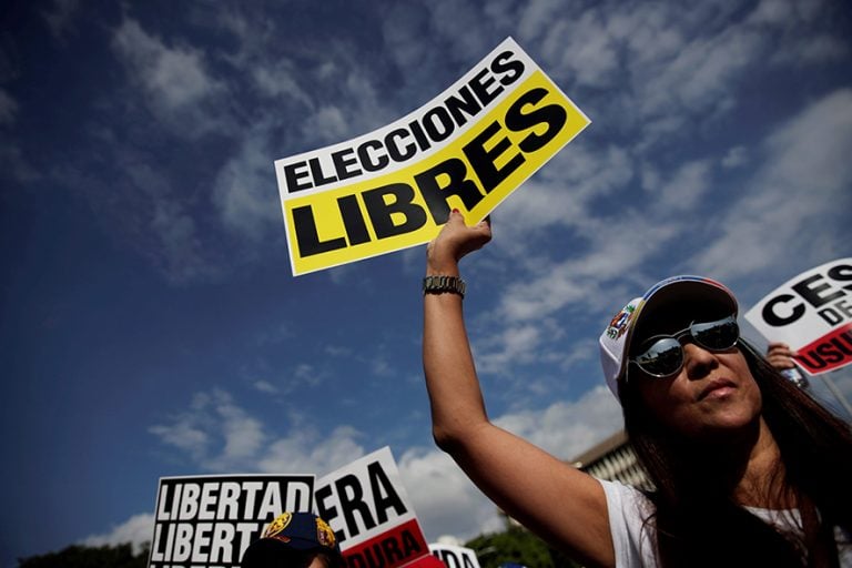 Misiune diplomatică parțial eșuată în Venezuela