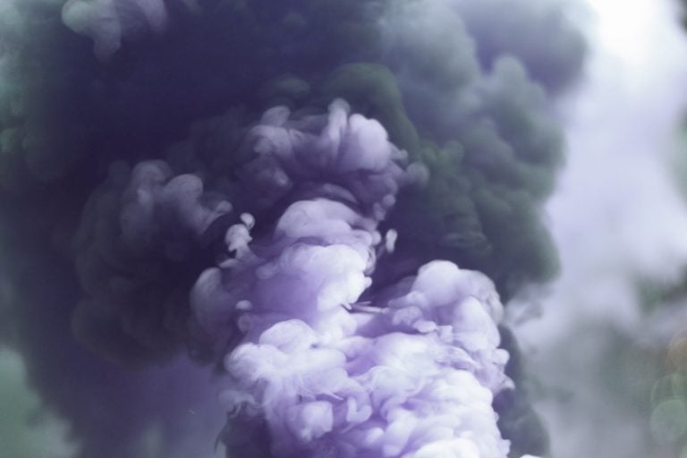 Polițiști bulgari, intoxicați cu gazele lacrimogene destinate protestatarilor