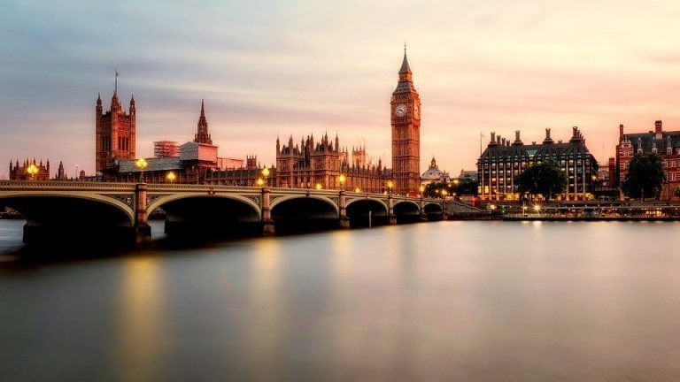 De la Winston la Boris