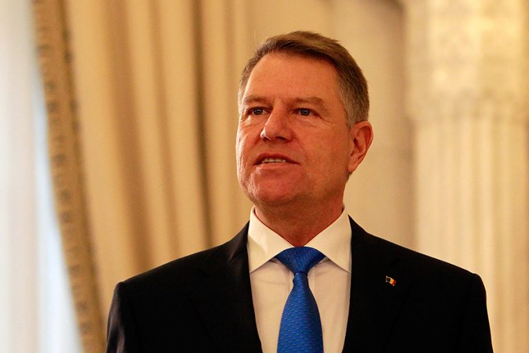 Iohannis: Una din problemele sistemului de învățământ e producția de legi incoerente pe bandă rulantă