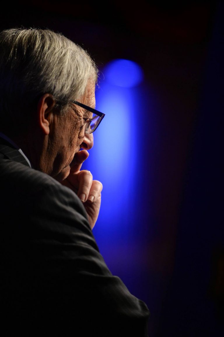 Juncker: Acești populiști, naționaliști proști, sunt îndrăgostiți de țările lor/ Popularitatea UE crește Juncker: Acești populiști, naționaliști proști, sunt îndrăgostiți de țările lor/ Popularitatea UE crește