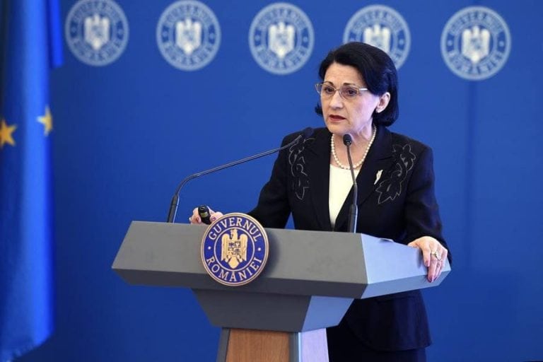 Ecaterina Andronescu, gafă la congresul PSD Teleorman Ecaterina Andronescu, gafă la congresul PSD Teleorman