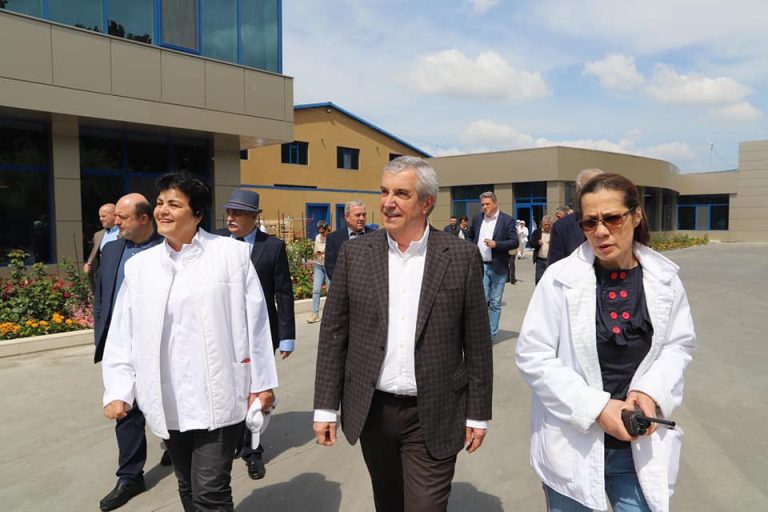 Imunitatea lui Tăriceanu, decisă azi de Senat. DNA cere urmărirea penală