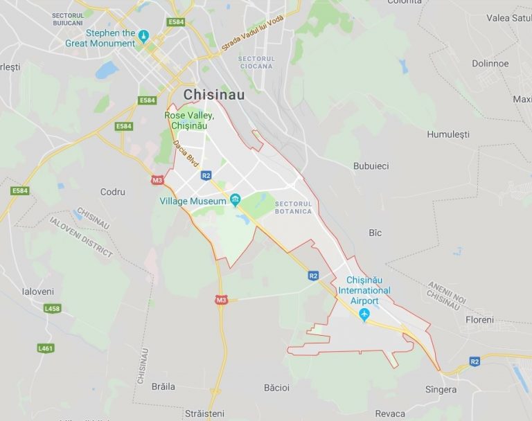 Chișinău: Un șofer a intrat cu mașina în mulțimea dintr-o stație de autobuze