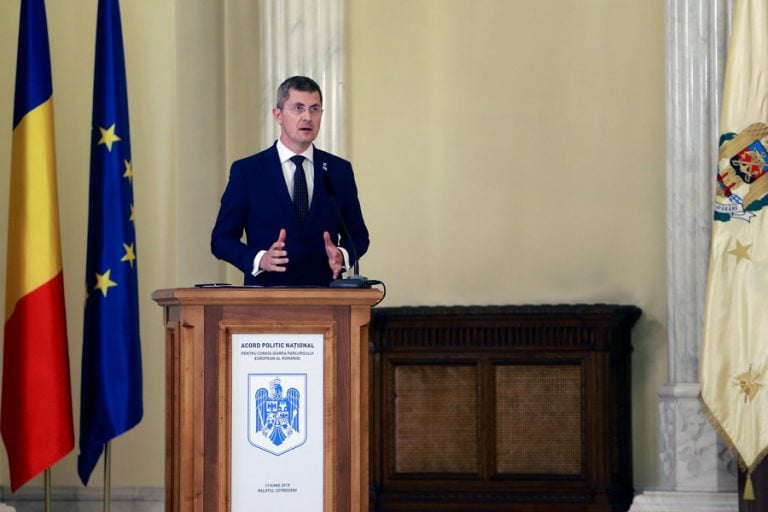 Barna: PSD a rămas un partid de penali. Nu mai are nicio legitimitate să conducă România Barna: PSD a rămas un partid de penali. Nu mai are nicio legitimitate să conducă România