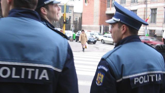 Val de adolescente dispărute. Caz nou în județul Botoșani, unde o fată de 14 ani lipsește de 6 zile