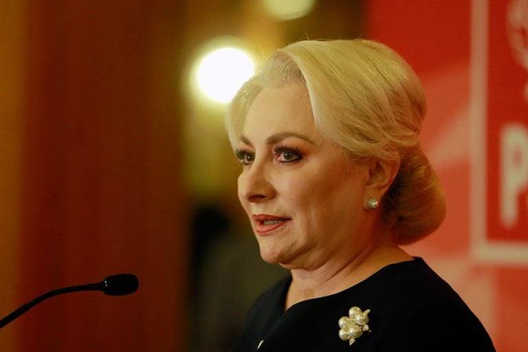 Viorica Dăncilă, la sărbătoarea Sfântului Ierarh Nifon, de la Târgoviște