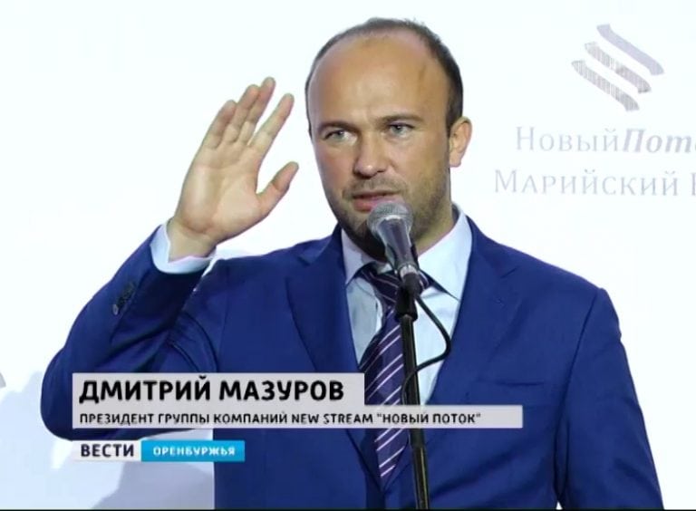 Fostul proprietar al celui mai mare producător independent de petrol din Rusia a fost arestat pe aeroport, la revenirea sa în Rusia Fostul proprietar al celui mai mare producător independent de petrol din Rusia a fost arestat pe aeroport, la revenirea sa în Rusia