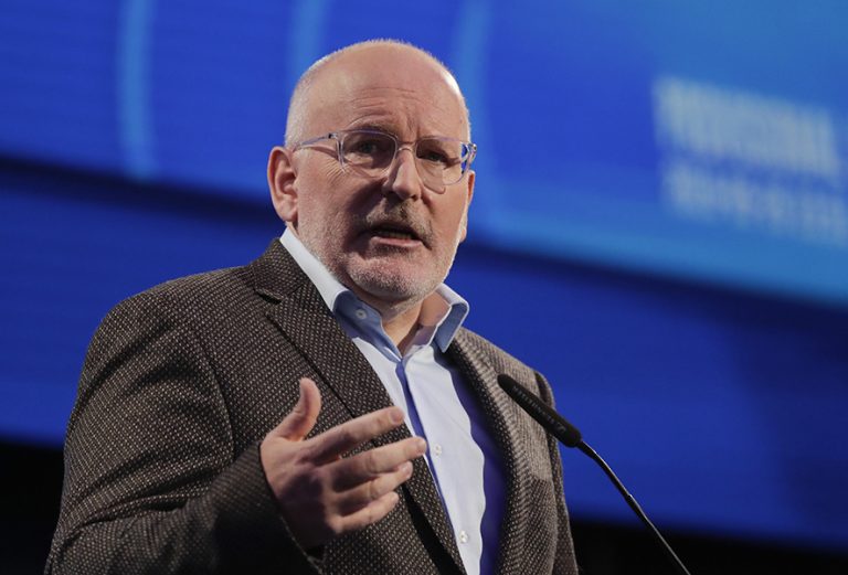 Timmermans: Marea Britanie va fi mereu binevenită în UE
