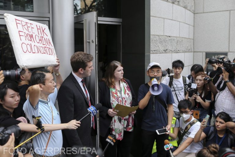 Angajat al Consulatului britanic din Hong Kong, arestat în China