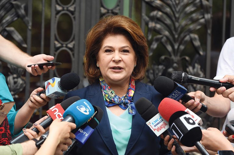 Cum a fost pregătit terenul pentru eșecul lui Plumb