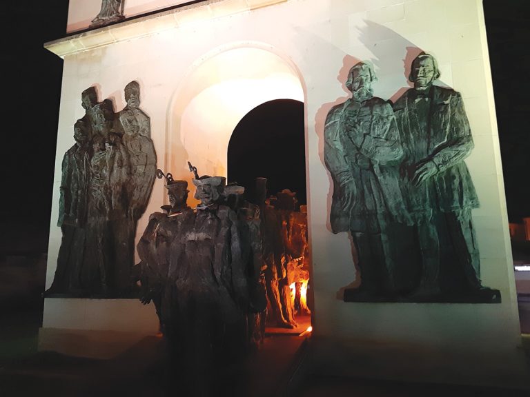 Un artist „doctor de onoare”