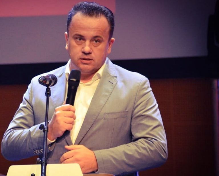 Fiul Sorinei Pintea spune că denunțătorul mamei sale i-a dat alte patru tranșe de bani lui Liviu Pop