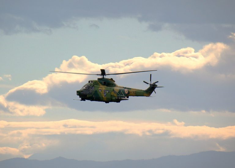 LIVE Parada de 1 Decembrie din Capitală a fost deschisă și anul acesta de aviația militară LIVE Parada de 1 Decembrie din Capitală a fost deschisă și anul acesta de aviația militară