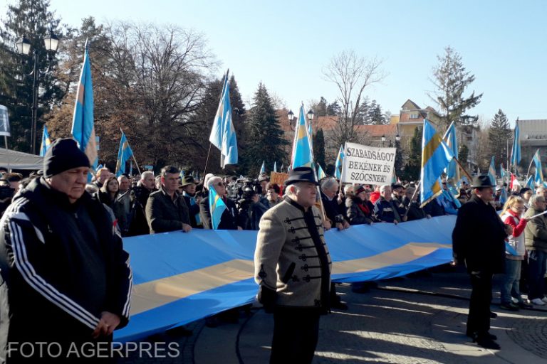UDMR a depus un proiect pentru recunoașterea autonomiei Ținutului Secuiesc UDMR a depus un proiect pentru recunoașterea autonomiei Ținutului Secuiesc