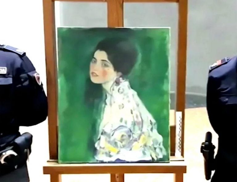 Tablou de Klimt, furat în 1997, găsit într-un sac de gunoi în Italia