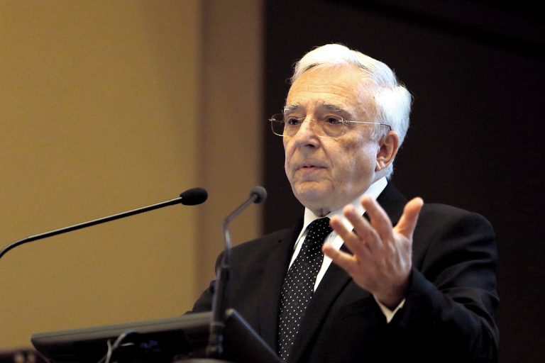 Isărescu: a nu avea bani înseamnă a nu avea bani