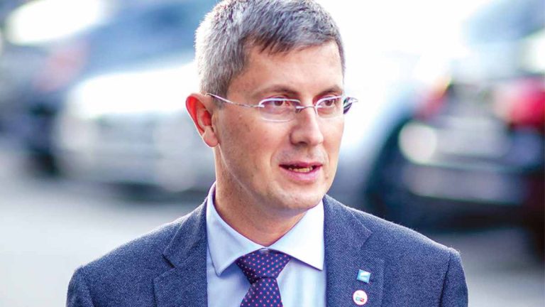 PNL încearcă să scoată din joc și să aducă la un rezultat cât mai mic alianța USR PLUS