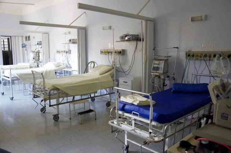 Medicii britanici refuză să revină la muncă dacă, în caz de deces, familiile lor nu vor primi despăgubiri Medicii britanici refuză să revină la muncă dacă, în caz de deces, familiile lor nu vor primi despăgubiri