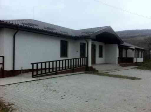 Un primar din județul Vaslui a cumpărat măști și mănuși pentru toți locuitorii comunei