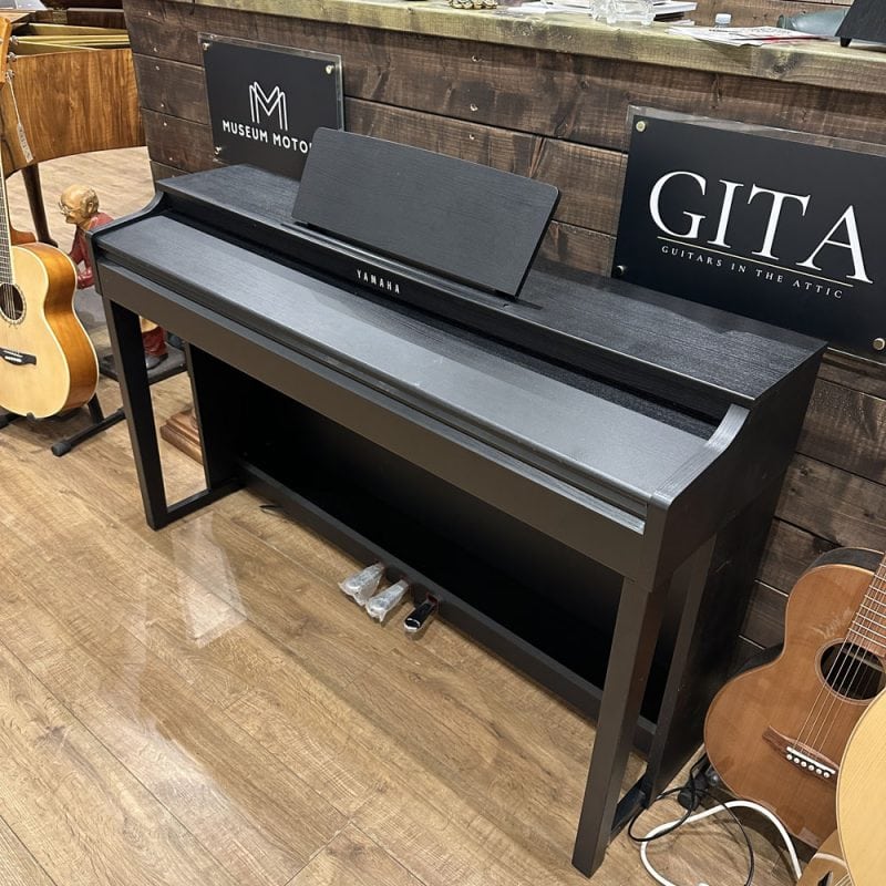 Yamaha Clavinova Clp 525