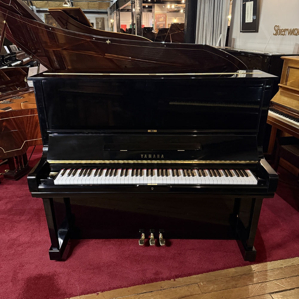 Reconditioned | Yamaha U3 | Upright Piano  | Black Polyester | 1786415