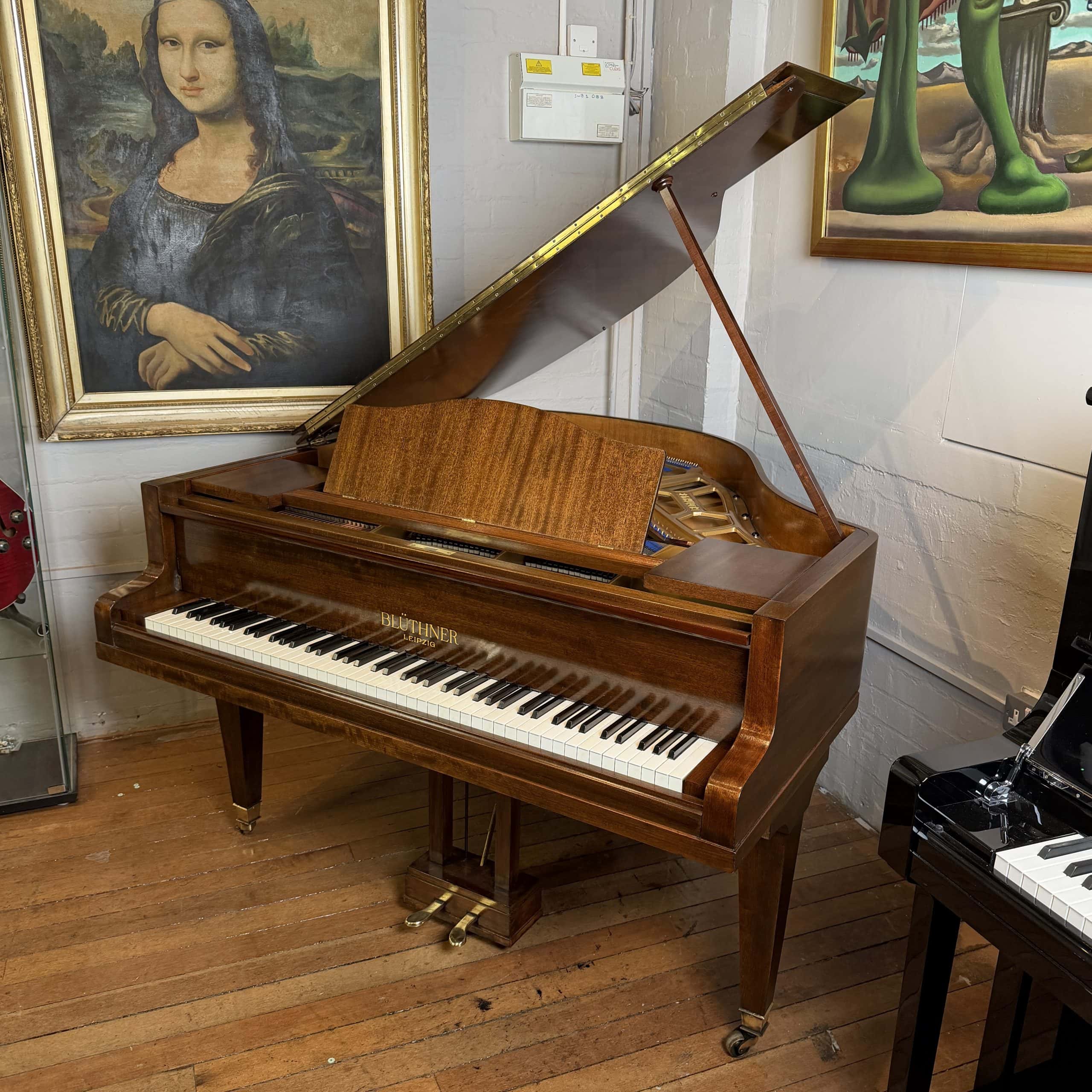 Restored | Bluthner Style 4 | Baby Grand Piano  | Walnut  | 120984