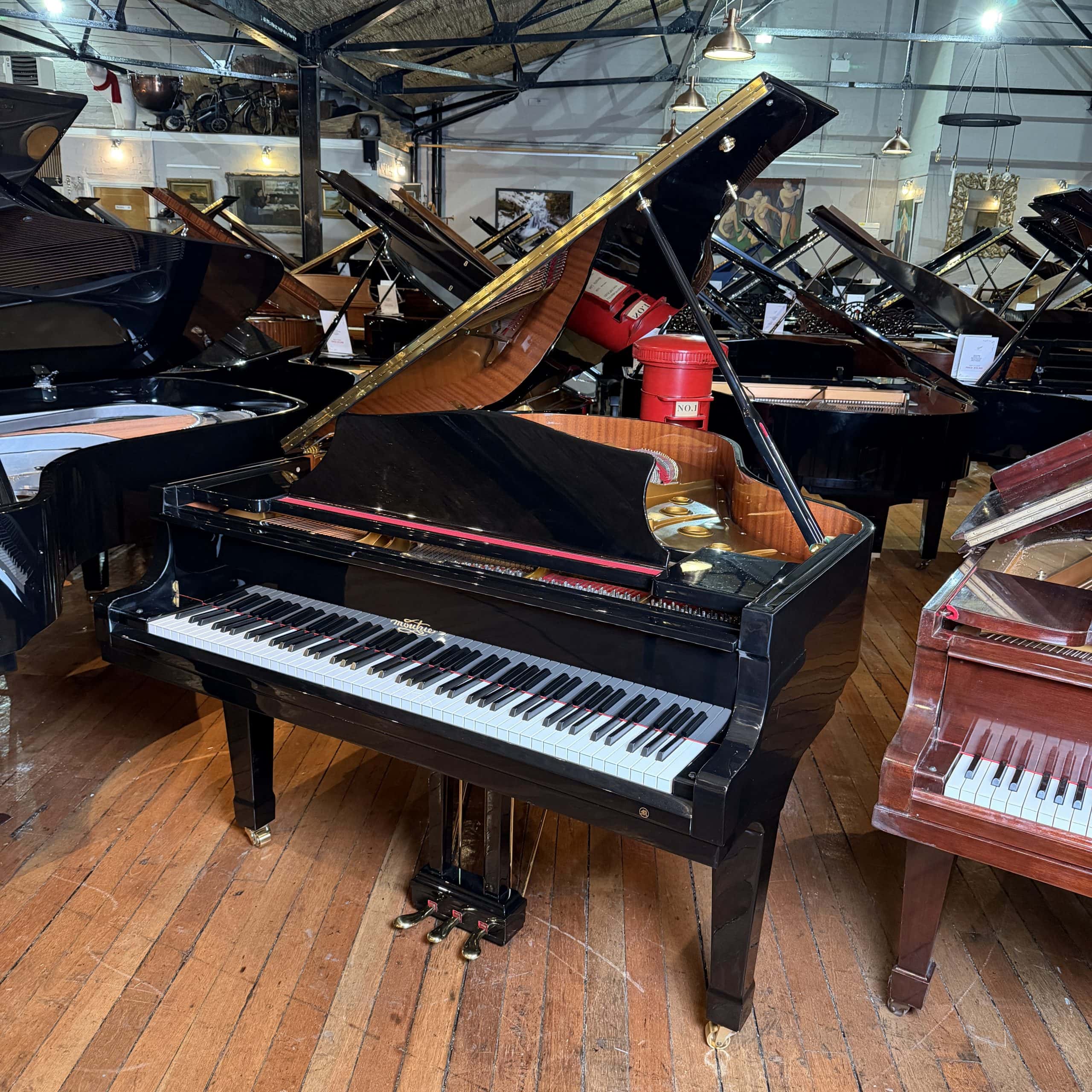 Used | Moutrie 185 | Grand Piano  | Black Polyester | 2003387