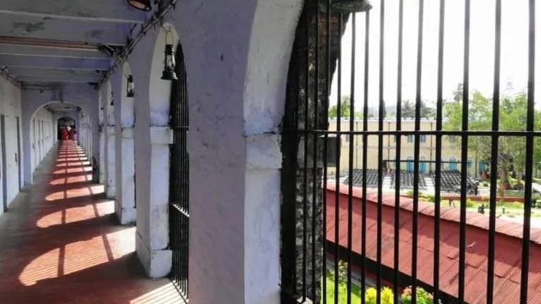 Covid 19: Maharashtra orders lockdown of 5 prisons Covid 19: Maharashtra orders lockdown of 5 prisons