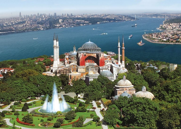 Hagia Sophia: The dome rests on stories of architecture Hagia Sophia: The dome rests on stories of architecture