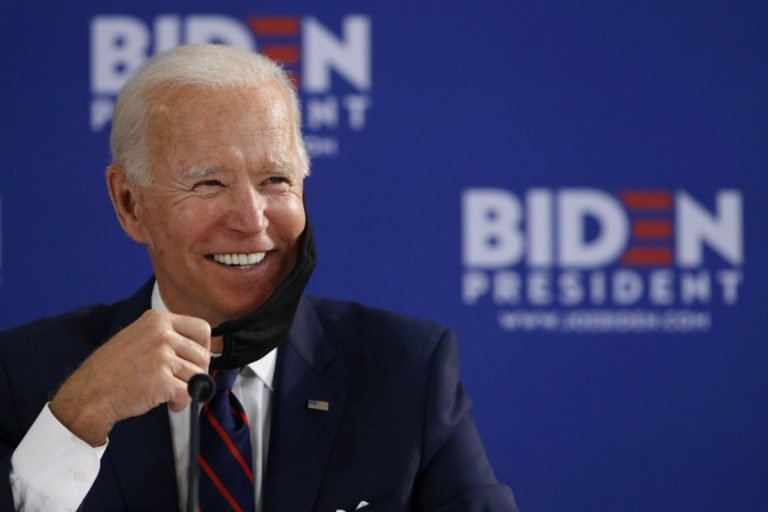 President Joe Biden signs order to end Trump’s Muslim travel ban President Joe Biden signs order to end Trump’s Muslim travel ban