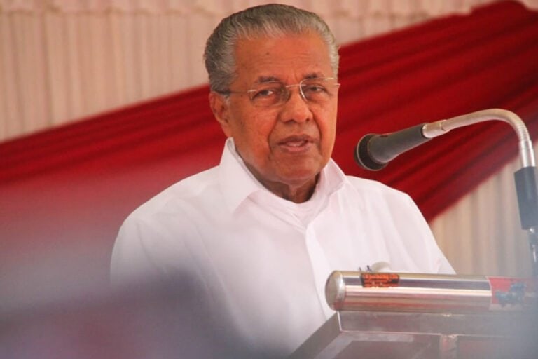 Vaccines will be free, CM Pinarayi Vijayan reiterates the promise Vaccines will be free, CM Pinarayi Vijayan reiterates the promise