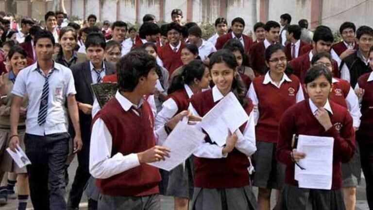 CBSE cancels 10th exam, postpones 12th exam CBSE cancels 10th exam, postpones 12th exam