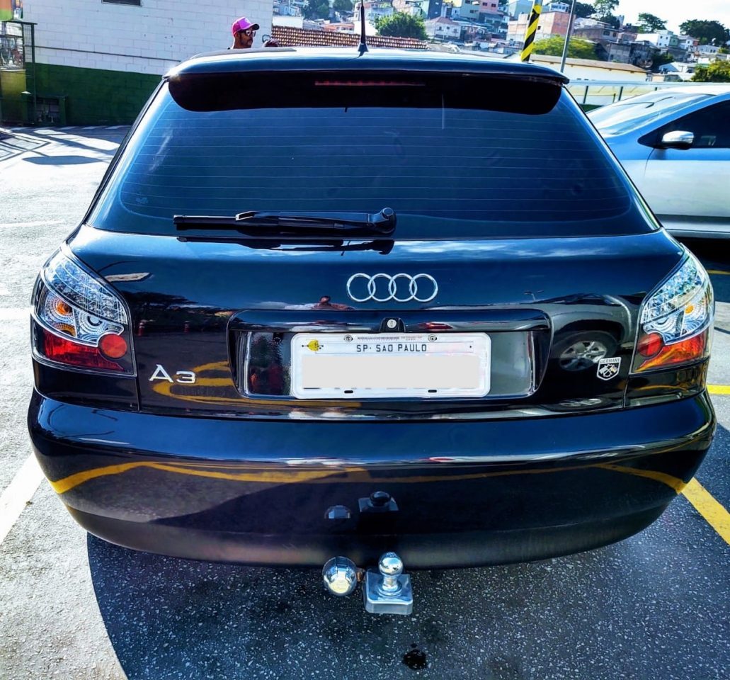 Audi A3 1.6 8v 5 Portas 140 Cv – Motor 0 Km – Câmbio 0km – Impecável