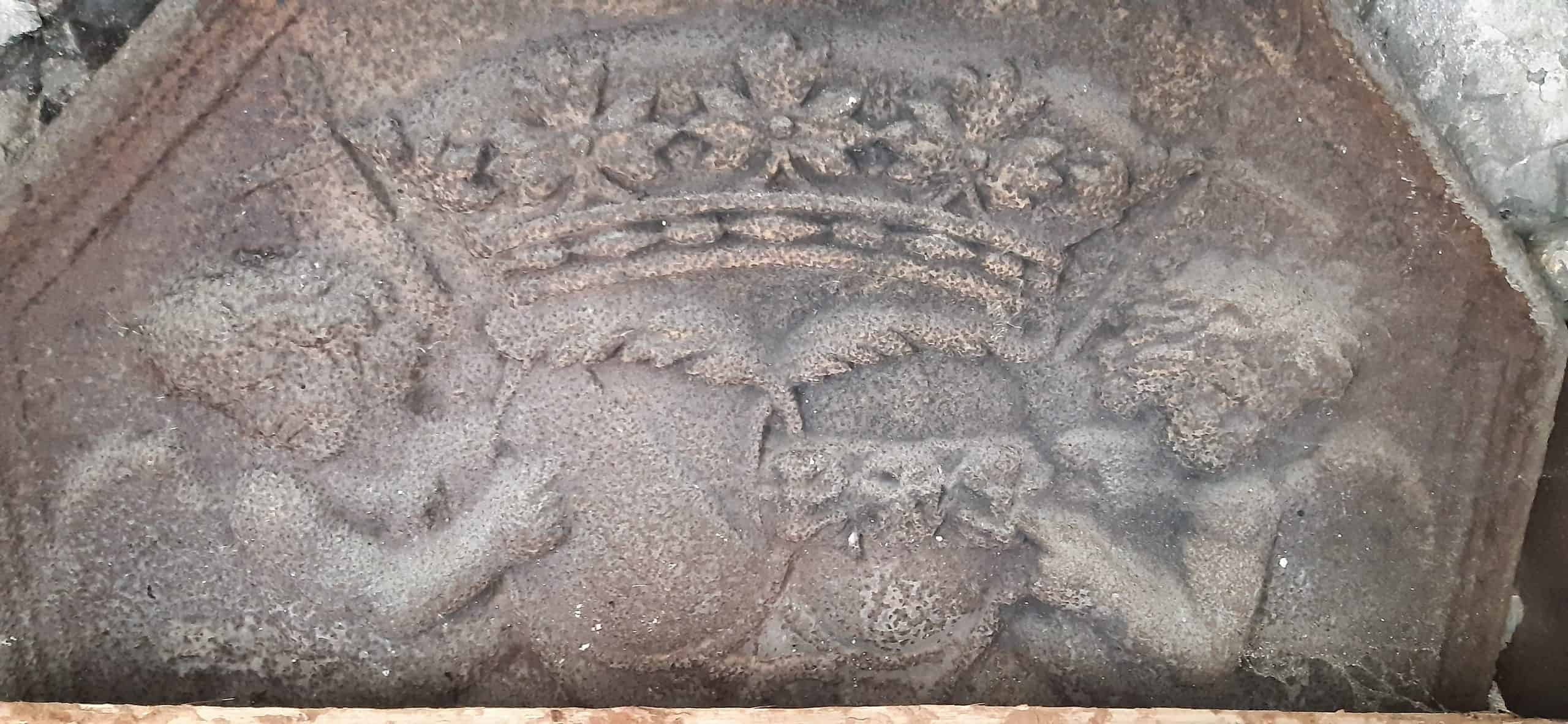 Plaque cheminée grand salon Plaque cheminée grand salon