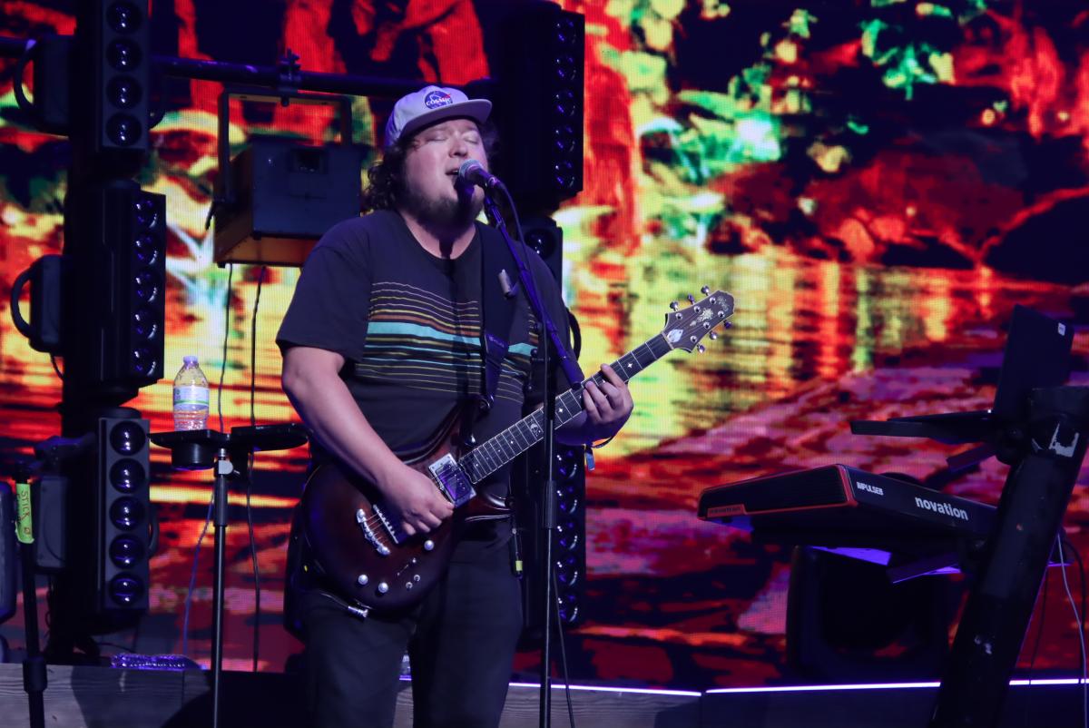 Stick Figure at Xfinity Center in Mansfield, MA on August 3, 2024