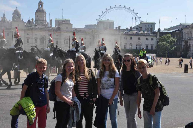 FHC Sprachreisen - Changing of the Guards London