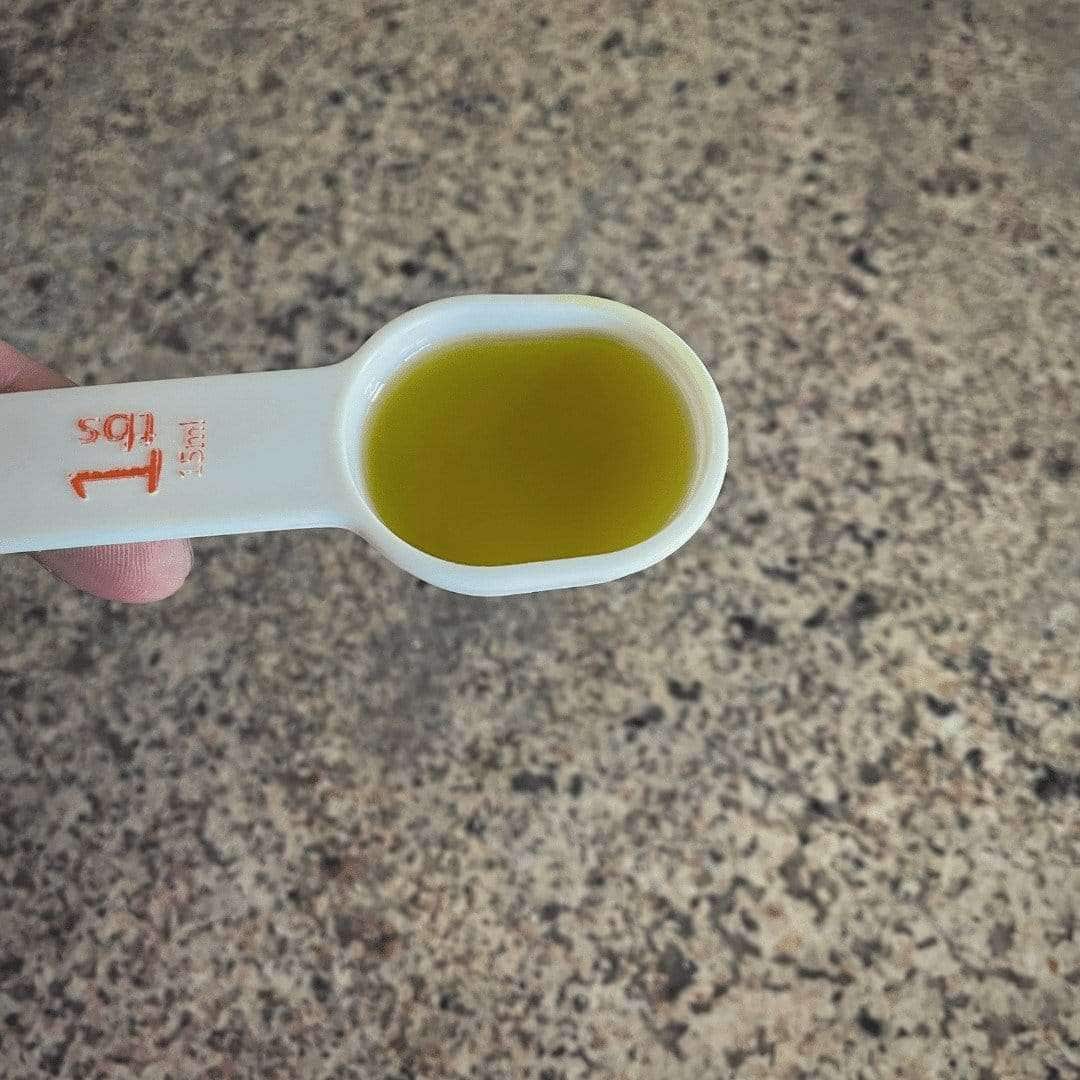 less than 1 tbsp in 100 calories of oil