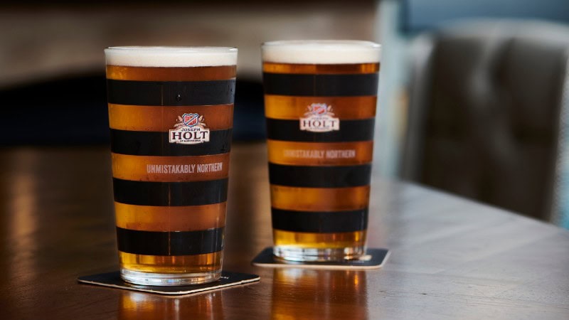 Northern Hop in manchester bee glass