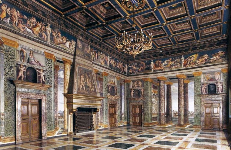 VILLA FARNESINA