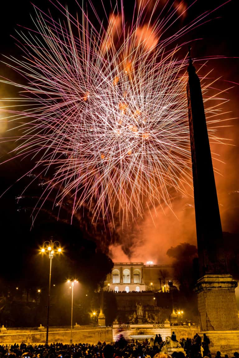 PIAZZA DEL POPOLO: torna la Rievocazione Storica della Girandola PIAZZA DEL POPOLO: torna la Rievocazione Storica della Girandola