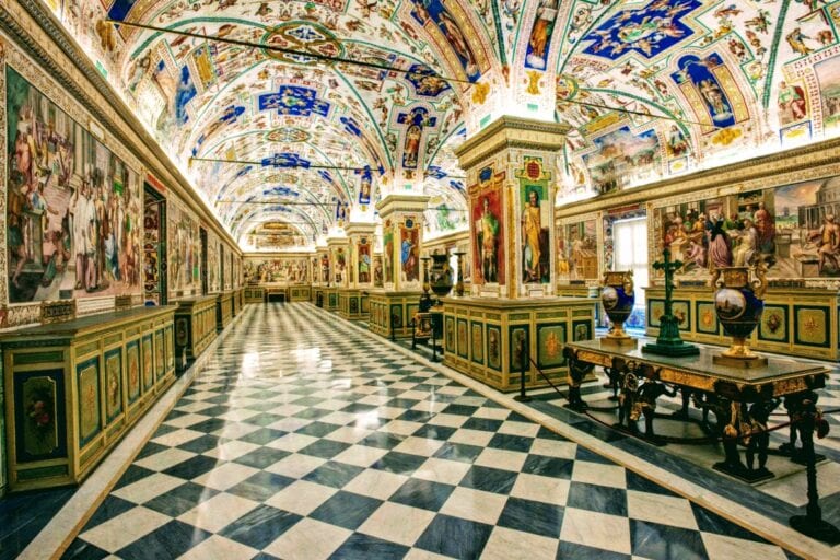 MUSEI VATICANI: Bellezze di Roma Tour riprende le visite guidate dal vivo!