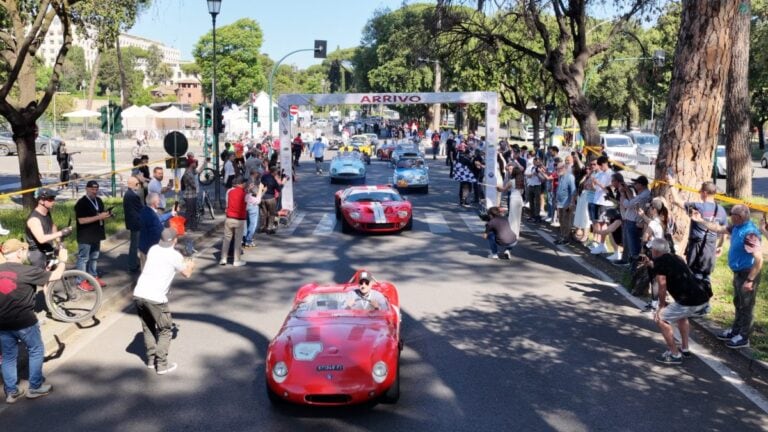 GranMotori: quattro giorni tra auto d’epoca, supercar e spettacoli